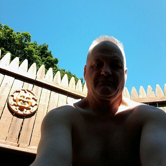 Meet your Posher, Mark - Picture 1 of 1